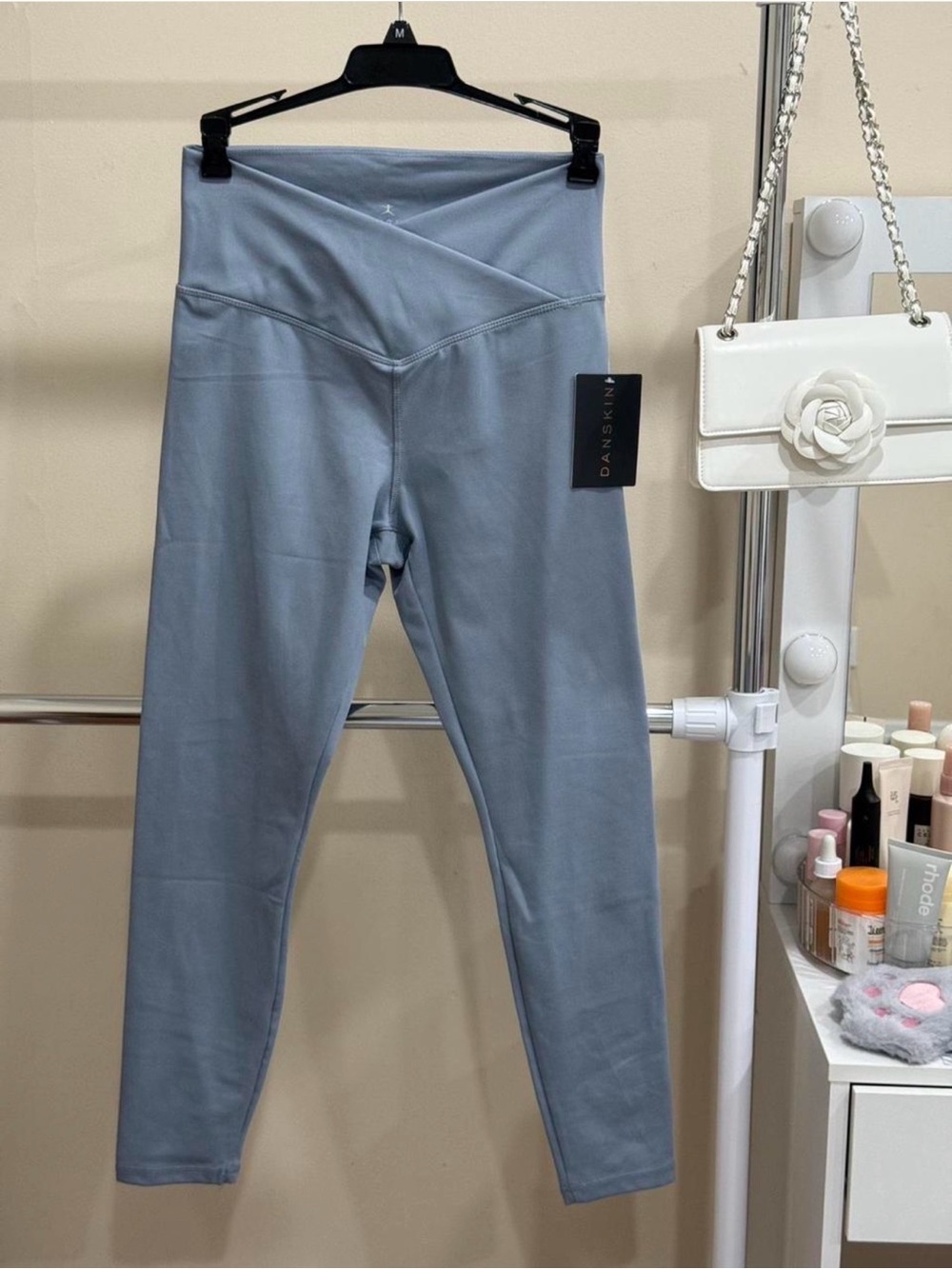 Danskin Crossover Waist 7/8 Leggings – Size Small – New With Tags